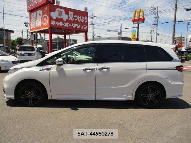 Honda ODYSSEY 2018-03 227931-4