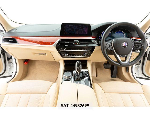 Alpine D5 2018-11 200272-1