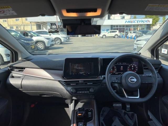 Nissan AURA 2023-06 17288-1