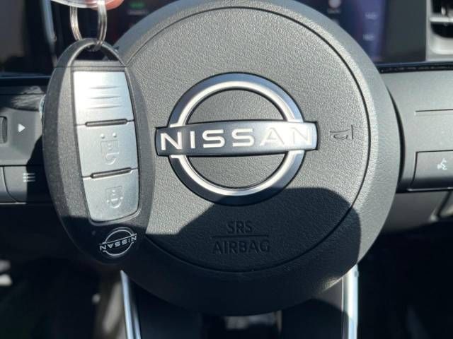 Nissan AURA 2023-06 17288-3