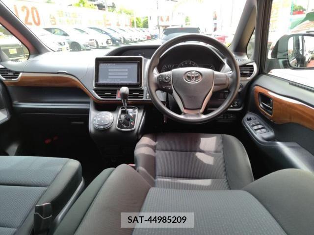 Toyota NOAH 2014-03 279504-2