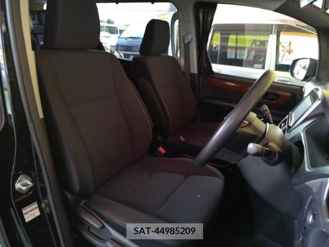 Toyota NOAH 2014-03 279504-12