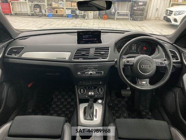 Audi Q3 2016-06 220214-1