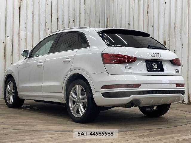 Audi Q3 2016-06 220214-16
