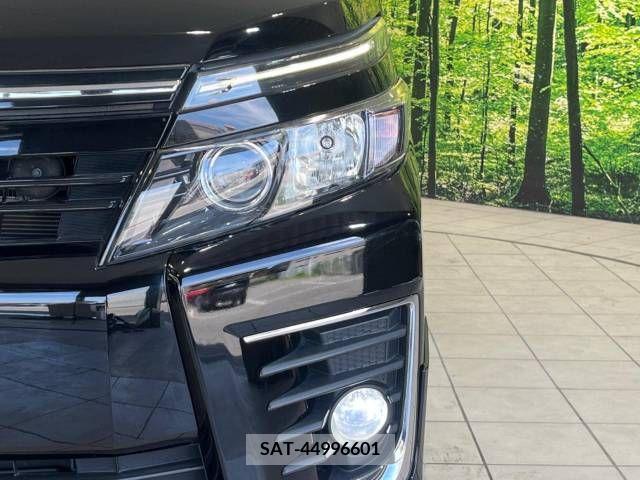 Toyota VOXY 2015-09 350509-13