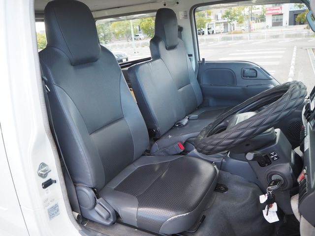 Isuzu ELF TRUCK 2008-11 190388-15
