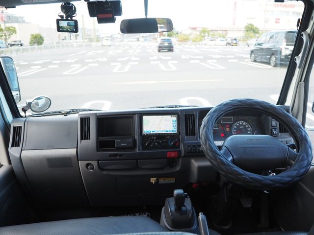 Isuzu ELF TRUCK 2008-11 190388-13