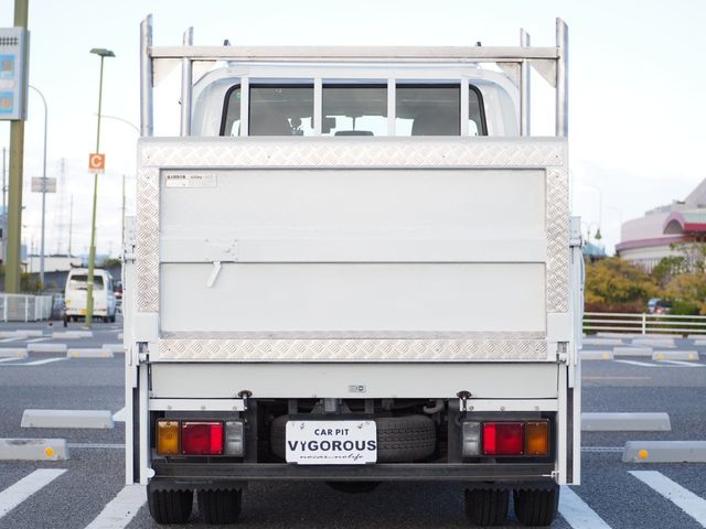 Isuzu ELF TRUCK 2008-11 190388-11