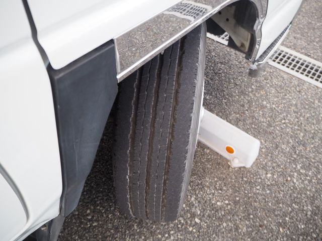 Isuzu ELF TRUCK 2008-11 190388-28
