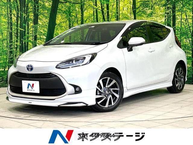 Toyota AQUA 2021-09 313376-0