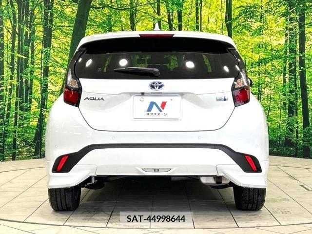 Toyota AQUA 2021-09 313376-15