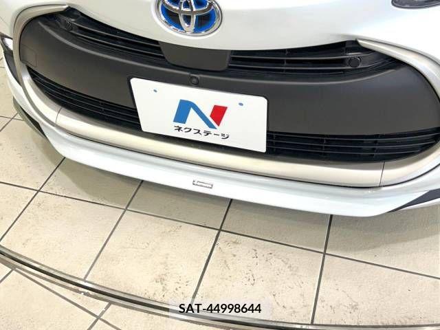 Toyota AQUA 2021-09 313376-2