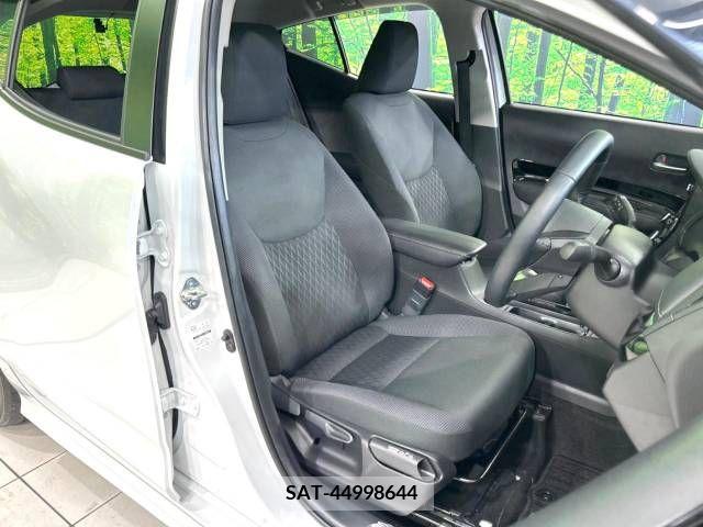 Toyota AQUA 2021-09 313376-8