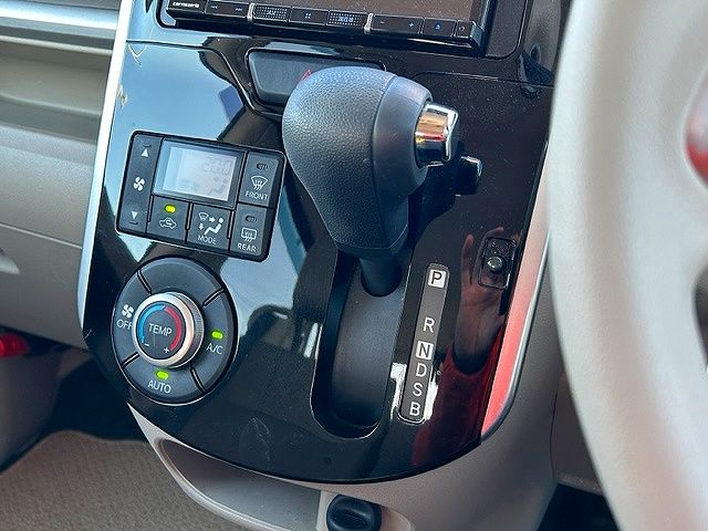 Daihatsu TANTO 2017-03 29062-19