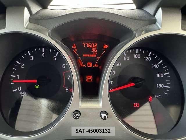 Nissan JUKE 2015-11 233379-15