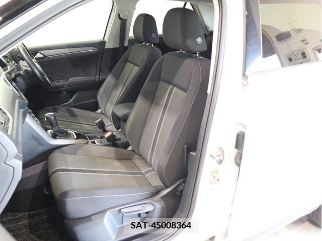 VolksWagen T-ROC 2020-07 370842-17