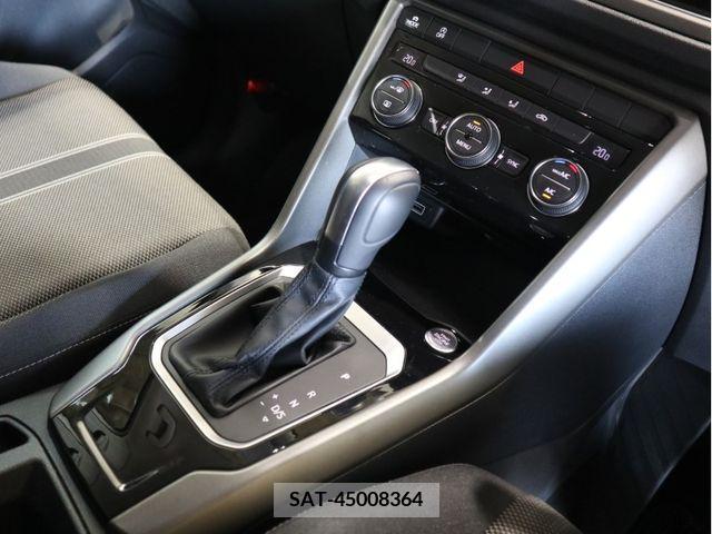 VolksWagen T-ROC 2020-07 370842-11