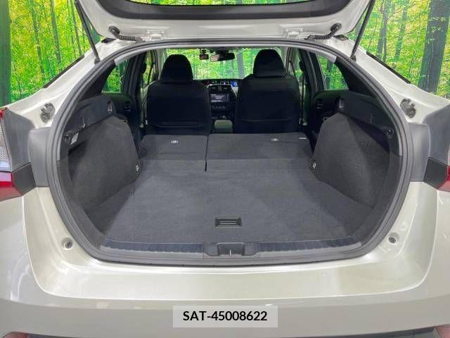 Toyota PRIUS 2019-05 219407-10
