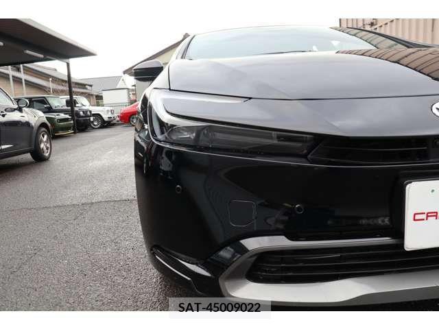 Toyota PRIUS 2024-03 228205-9