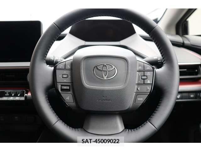 Toyota PRIUS 2024-03 228205-12