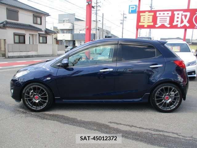 Mazda DEMIO 2013-02 359380-4