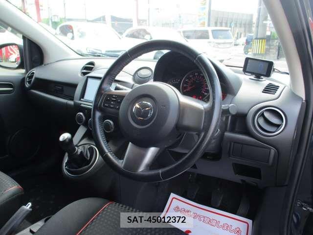 Mazda DEMIO 2013-02 359380-10