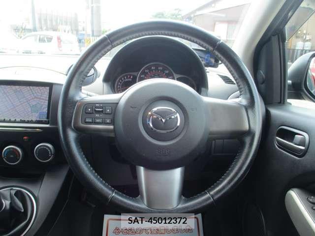 Mazda DEMIO 2013-02 359380-18