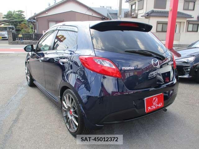 Mazda DEMIO 2013-02 359380-7