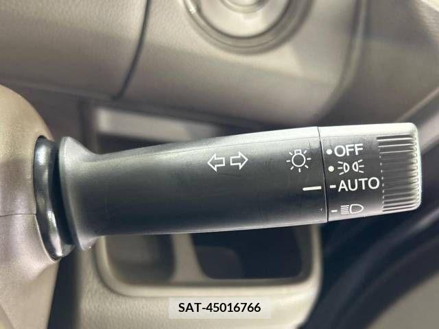 Honda N BOX 2023-03 241588-6