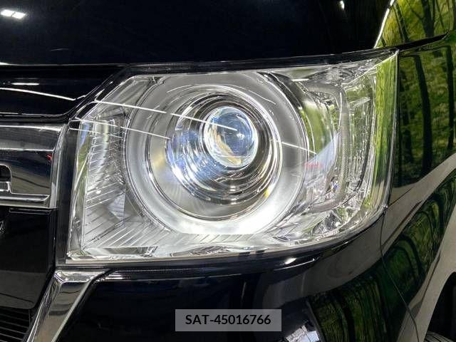 Honda N BOX 2023-03 241588-12