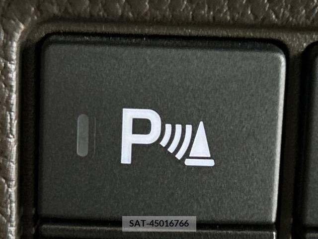 Honda N BOX 2023-03 241588-5