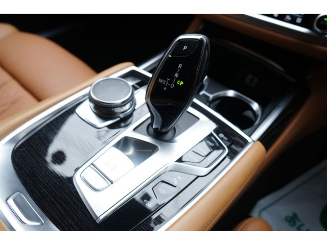 Bmw 7 SERIES 2016-08 190131-17