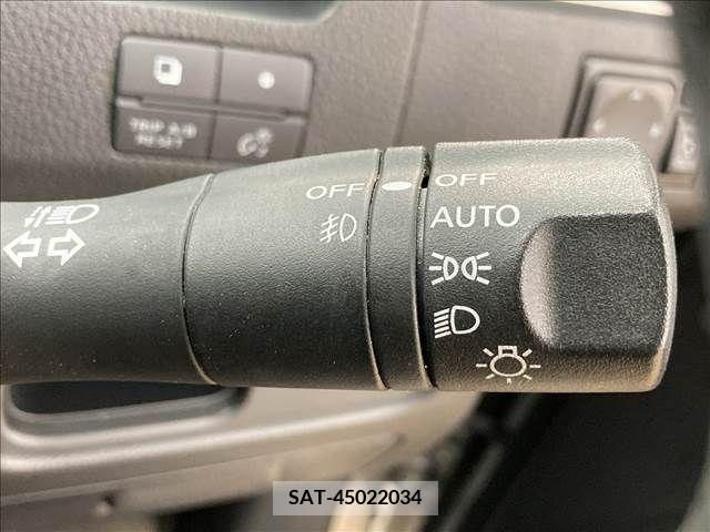 Nissan SERENA 2011-07 367706-8