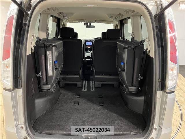 Nissan SERENA 2011-07 367706-13