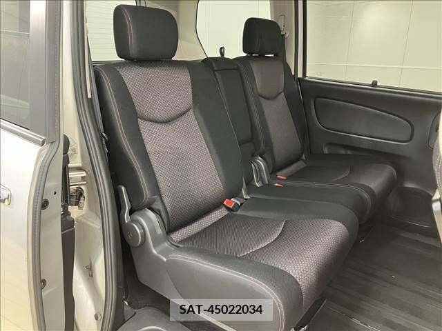Nissan SERENA 2011-07 367706-11