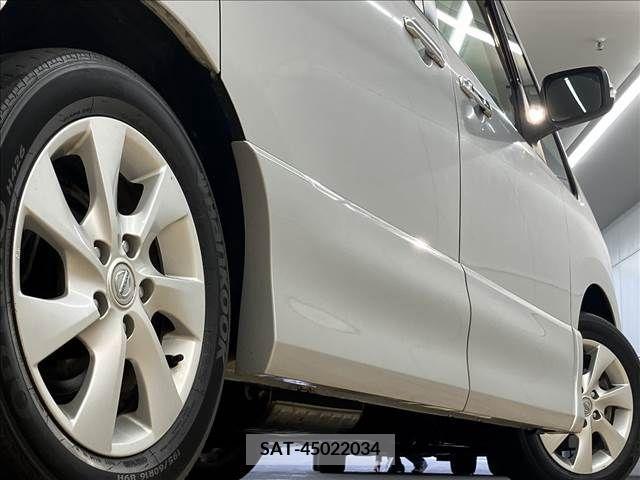 Nissan SERENA 2011-07 367706-18
