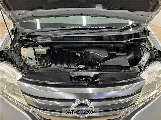 Nissan SERENA 2011-07 367706-17