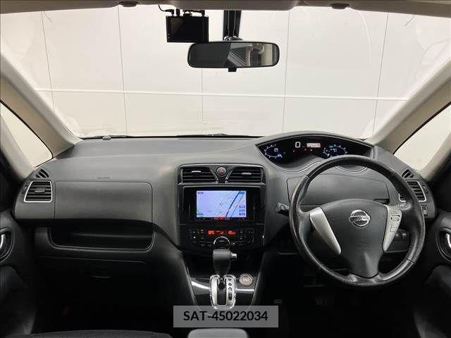 Nissan SERENA 2011-07 367706-1
