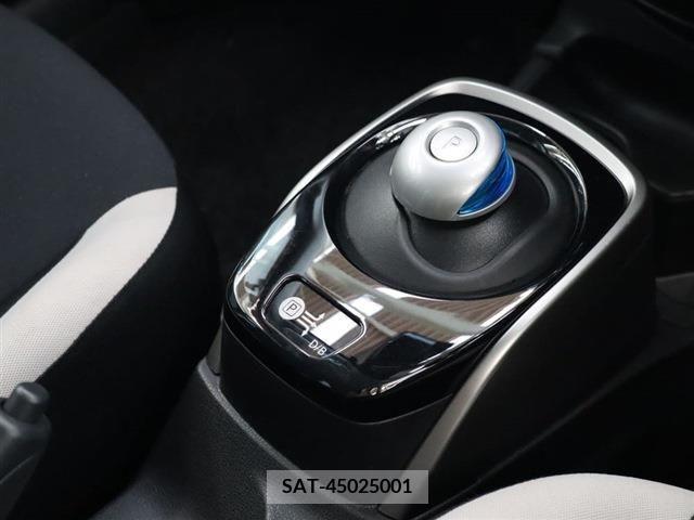 Nissan NOTE 2018-12 305458-10