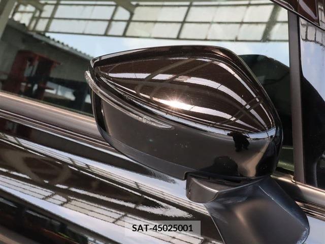 Nissan NOTE 2018-12 305458-28