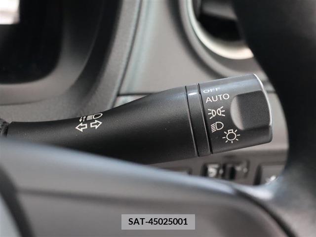 Nissan NOTE 2018-12 305458-27