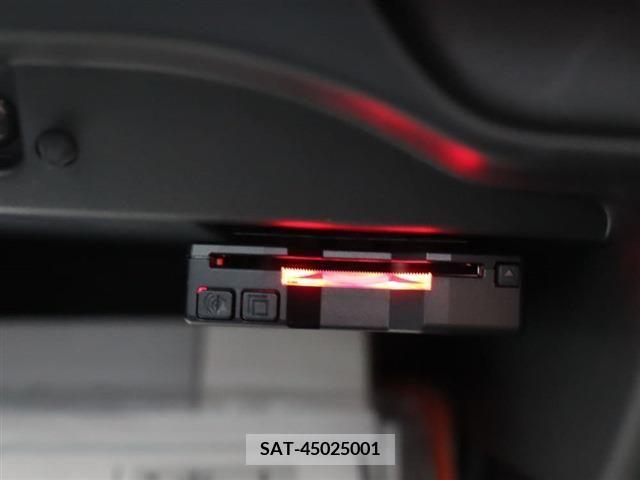 Nissan NOTE 2018-12 305458-4