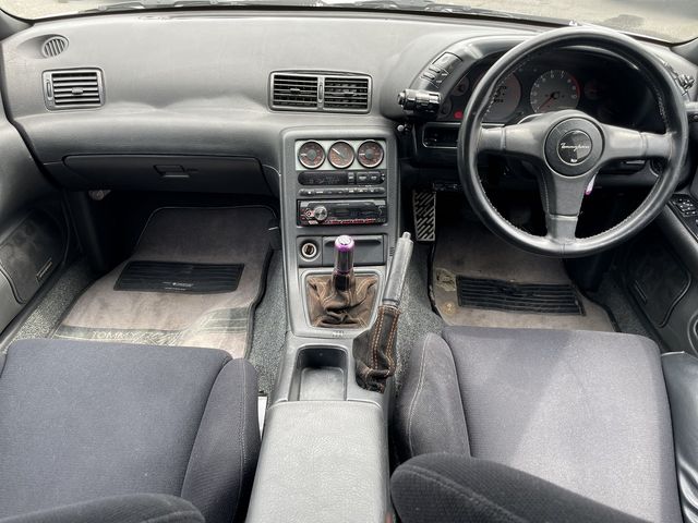 Nissan SKYLINE GT-R 1993-11 4936-2