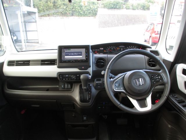 Honda N BOX 2022-02 192551-13