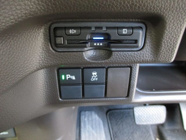Honda N BOX 2022-02 192551-18