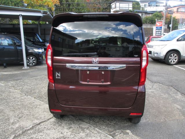 Honda N BOX 2022-02 192551-5