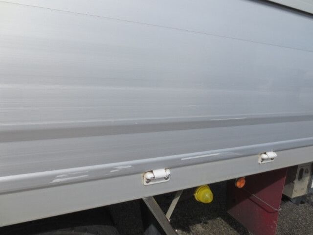 MITSUBISHI FUSO Fighter 2019-04 23630-18