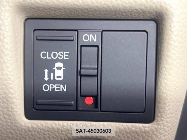 Honda N BOX 2019-04 279521-4