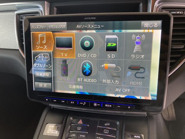 Porsche MACAN 2015-08 6321-21