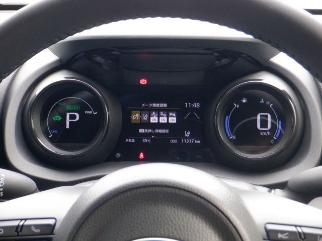 Toyota YARIS 2020-11 5886-3